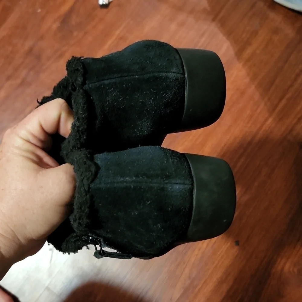 Cole Haan Grand Waterproof Boots Size 8.5 Booties Wedges Black Faux Fur